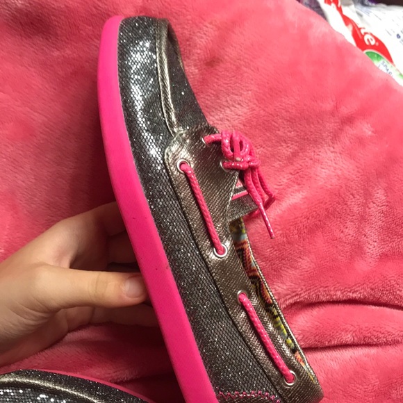 Bobs - Picture 7 of 8